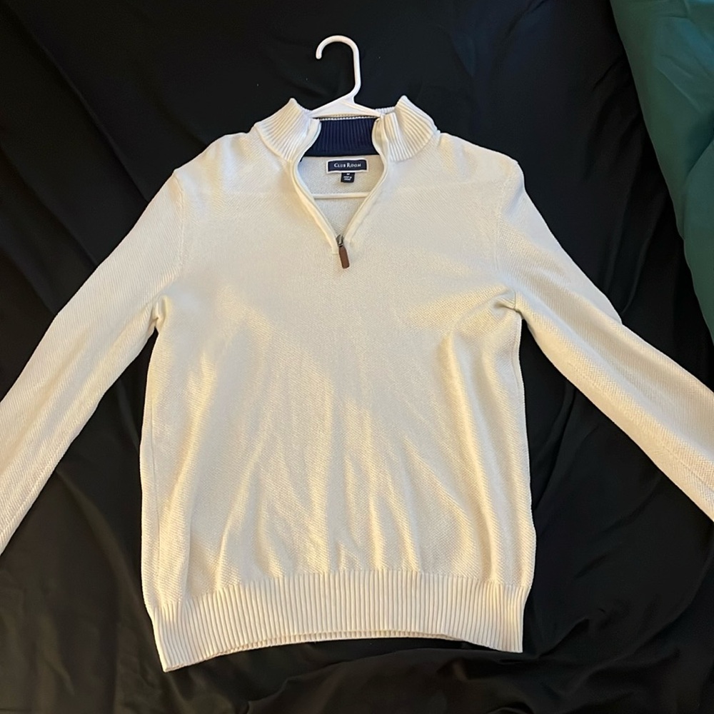 White Club Room sweater, size M